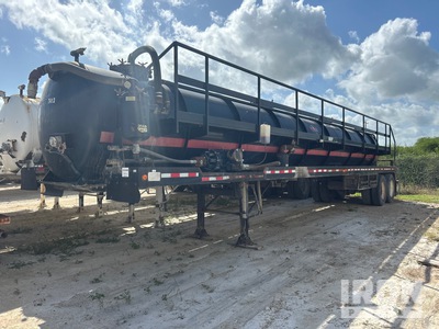 2014 Troxell 5460 gal T/A Vacuum Tanker Trailer