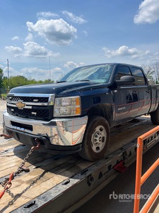 2013 Chevrolet Silverado 2500HD 4x4 Crew Cab Pickup