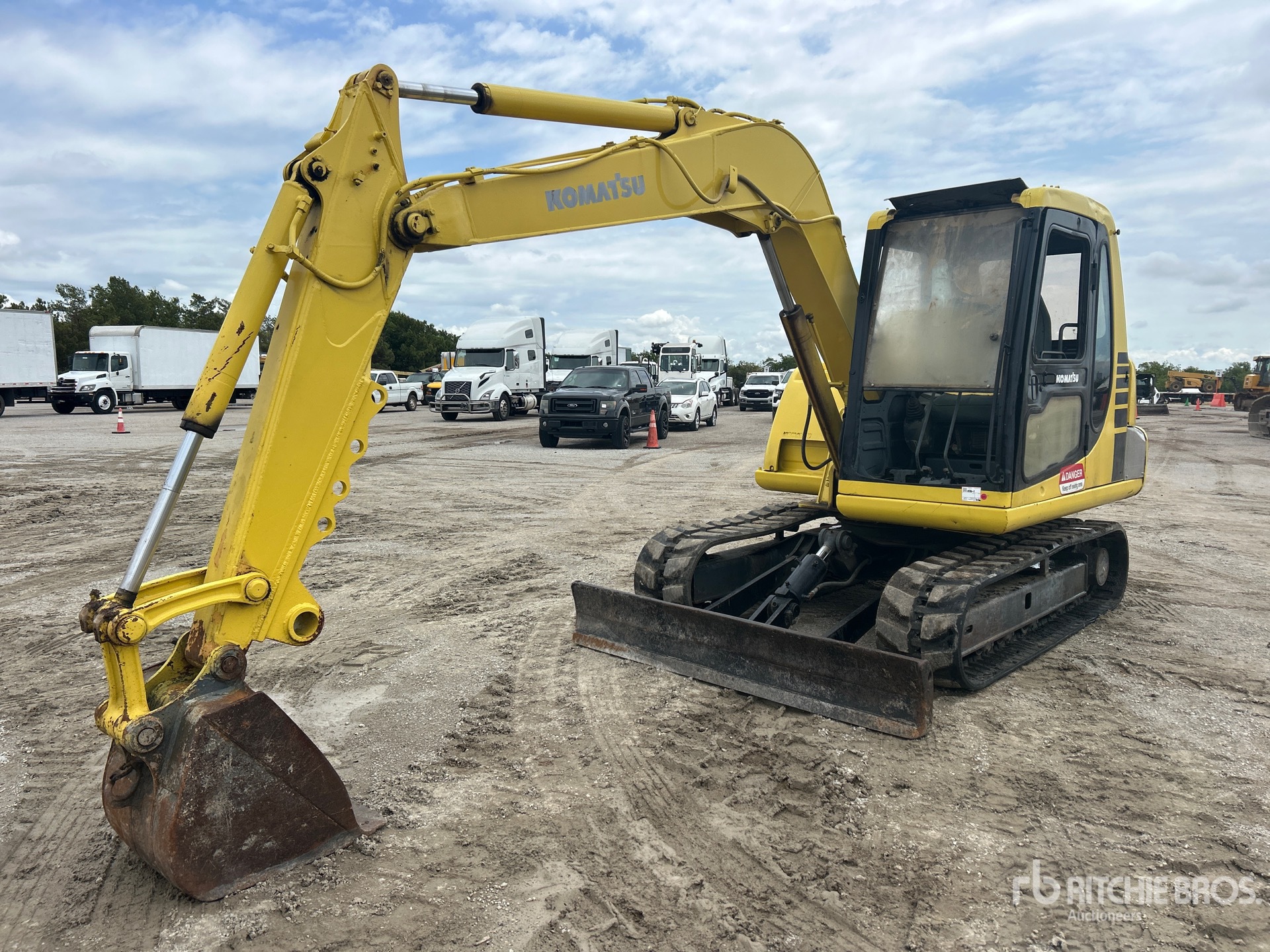 Komatsu PC60-7 Tracked Excavator