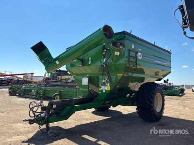 J&M 812-18 875 bu S/A Grain Cart