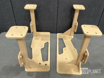 (26) Navistar 3887211C2 Vehicular Components Brackets