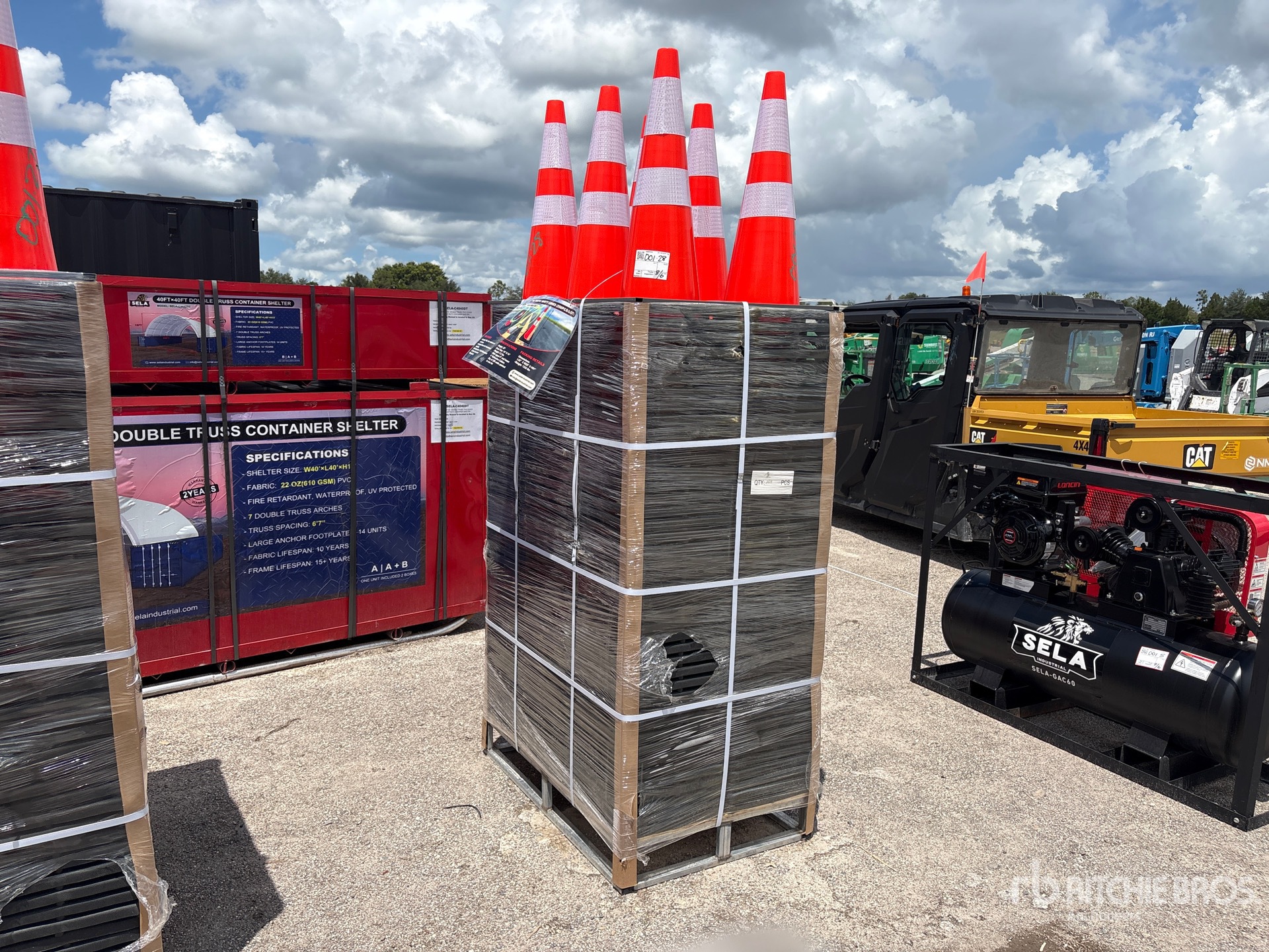 Quantity of (250) 2026 SELA TSC28 Traffic Cones (Unused)