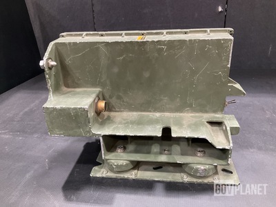 MT-6353/VRC Electrical Equipment Mounting Base