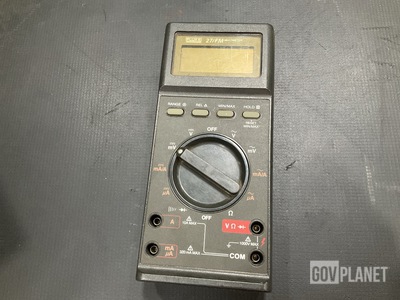 Fluke 27/FM Multimeter
