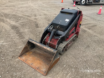 2014 Toro Dingo TX525 Mini لودر بجنزير
