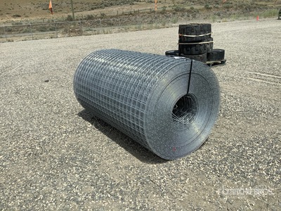 Quantity of (1) 400 ft x 6 ft Galvanized Roll of Livestock Fencing (Unused)