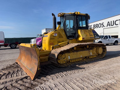 2025 Komatsu D61PX-24 Tractor de cadenas