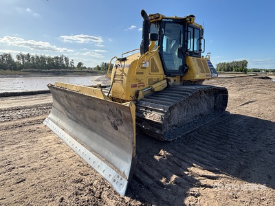 2025 Komatsu D61PX-24 Apripista cingolato