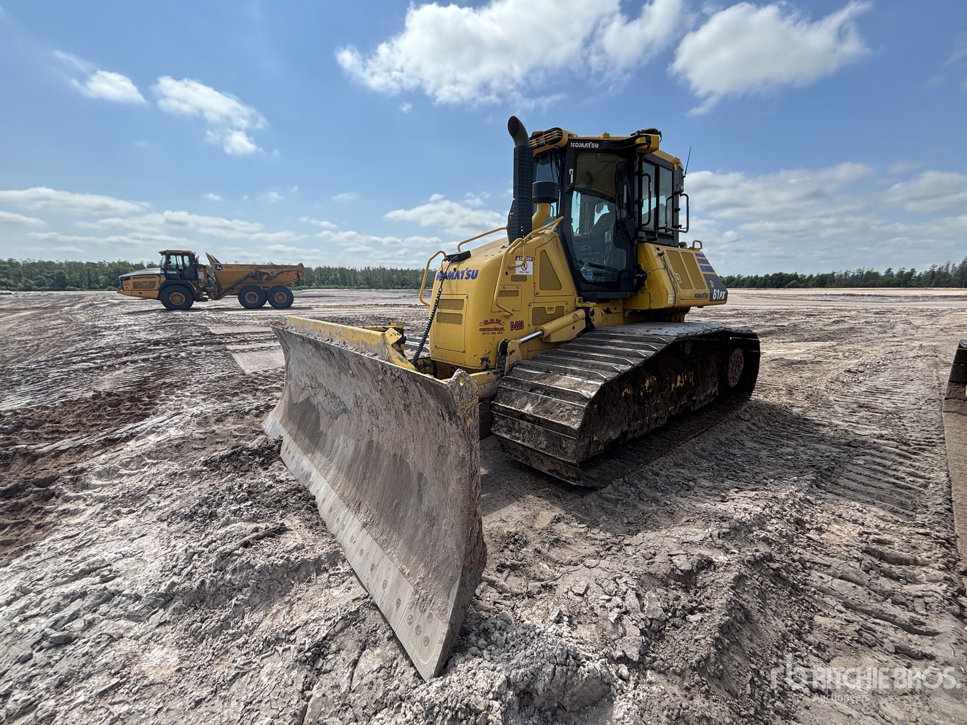 2024 Komatsu D61PX-24 Crawler Dozer
