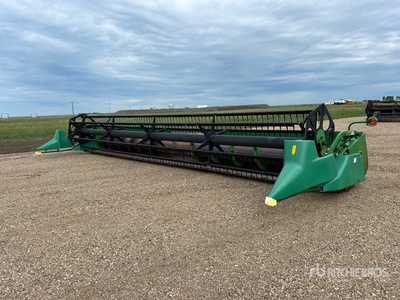 John Deere 930 30 ft Flex Combine Header