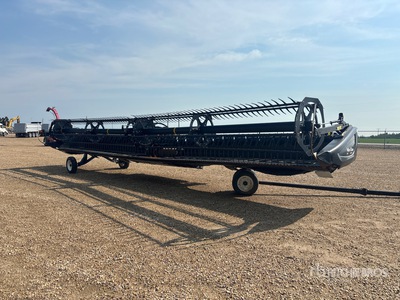 2016 MacDon 40 ft Flex Draper رأس الحصادة المجمعة