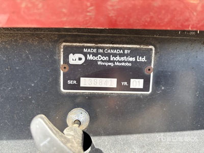 Westward 9250 Swather Windrower