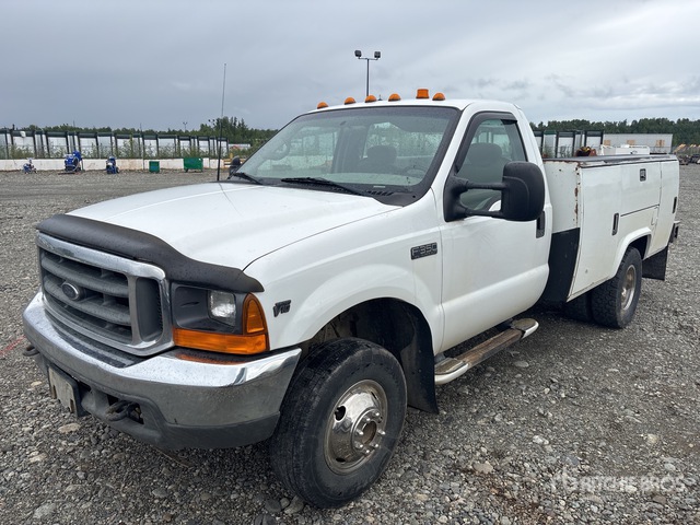 2001 Ford F-350 XL 4x4 Utility Truck
