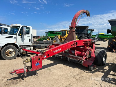 2011 JF-Stoll FCT 1355 10 ft Pull Type Forage Harvester