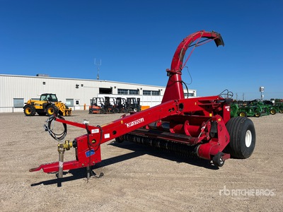 2011 JF-Stoll FCT 1355 10 ft Pull Type Forage Harvester
