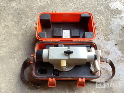 Sokkia B1 Automatic Level w/Case