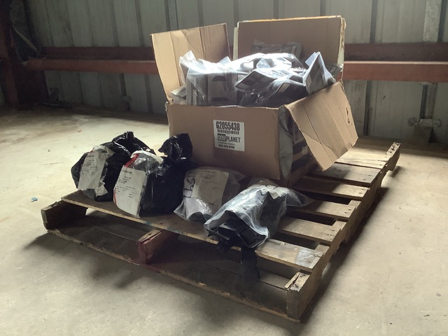 (131) Spray Pouches, (2) Holsters, (7) Magazine Pouches & (13) Baton Holders (131) Spray Pouches, (2) Holsters, (7) Magazine Pouches & (13) Baton Holders