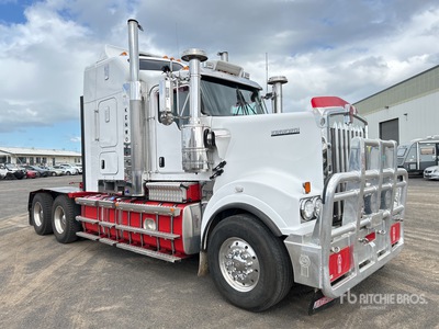 2023 Kenworth T909 6x4 Tracteur routier couchette