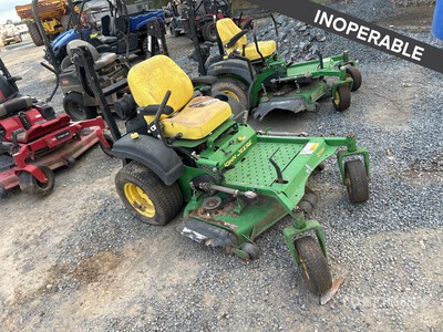 John Deere ZTRAK 717A Zero-Turn جزازة العشب (Inoperable)