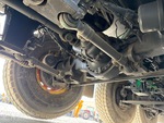 Underbody with Center Drive Axle