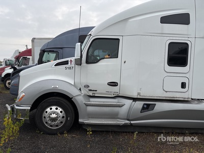 2020 Kenworth T680 6x4 Cabina con cuccetta per trattore stradale