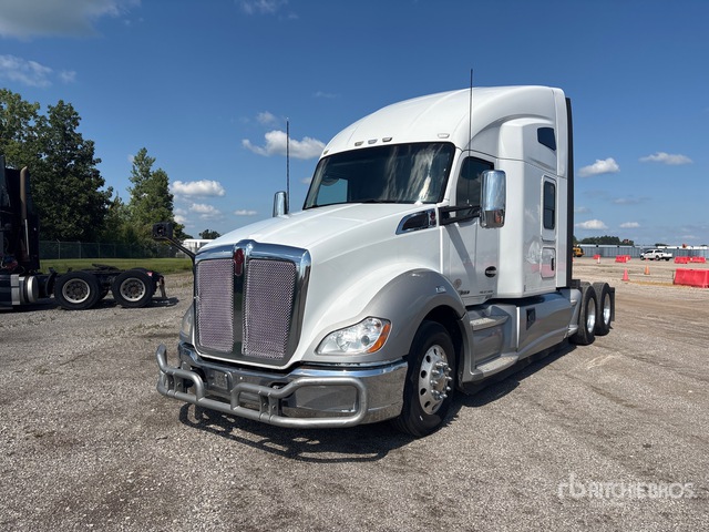 2020 Kenworth T680 6x4 T/A Sleeper Truck Tractor