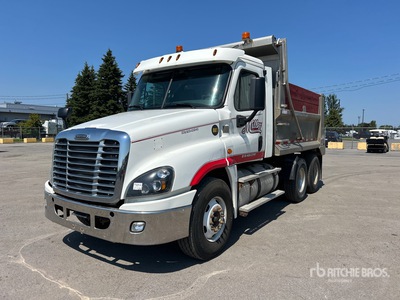 2017 Freightliner Cascadia 125 6x4 T/A Camión dumper
