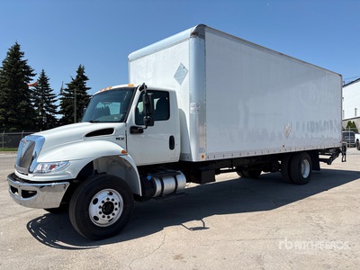 2020 International MV607 4x2 شاحنة فان
