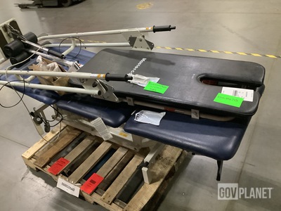 Huntleigh A9232A/UL/SFS Examination Table