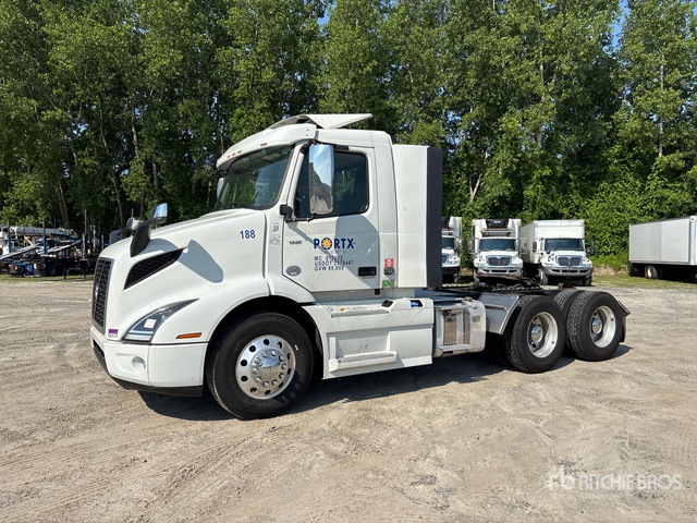 2024 Volvo VNR 6x4 T/A Day Cab Truck Tractor
