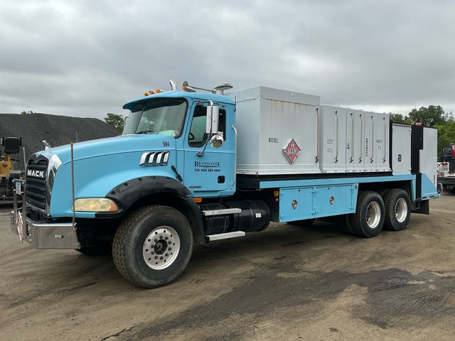 2007 Mack CT700 6x4 Fuel and Lube Truck 2007 Mack CT700 6x4 Fuel and Lube Truck