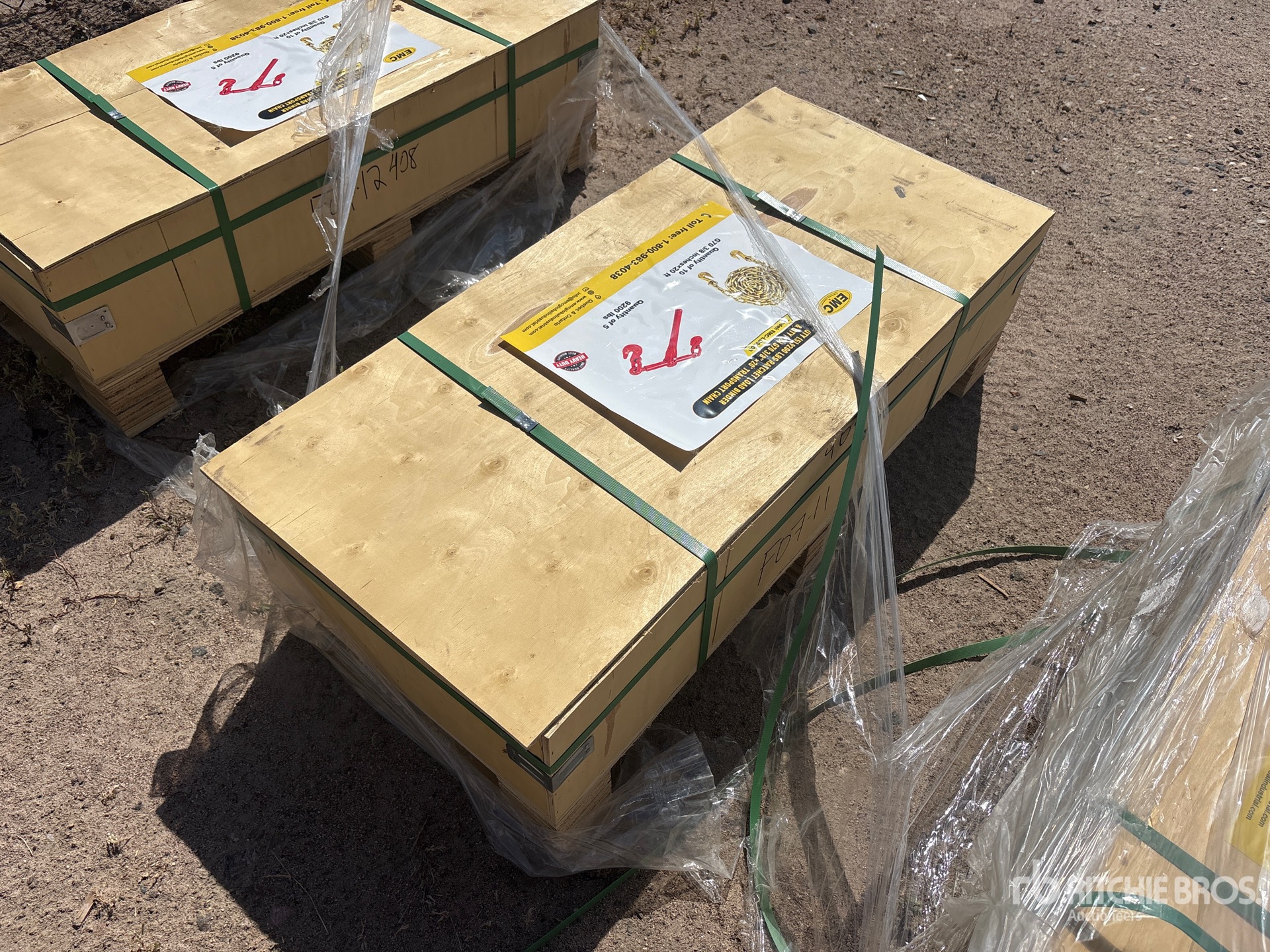 Quantity of 2026 EMC LB9200 Chains And Binders (Unused)