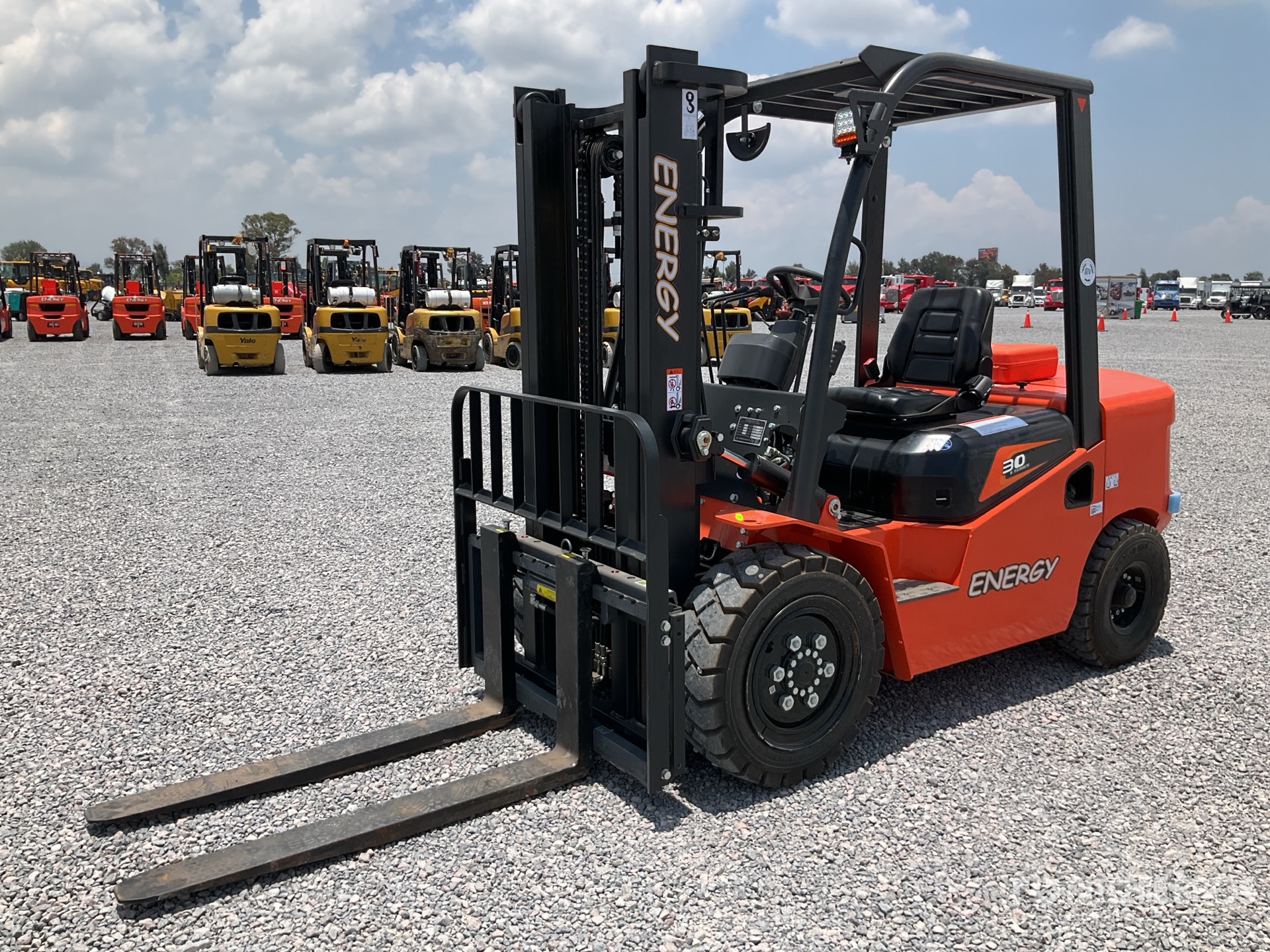 2026 Energy CPCD30 6600 lb Cushion Tire Montacargas (Sin Usar) / Forklift (Unused)