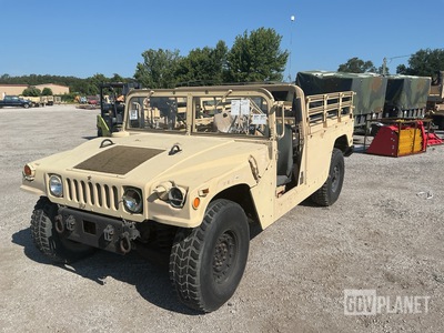 2012 AM General M1097A2 HMMWV 2 Door w/Truck Body