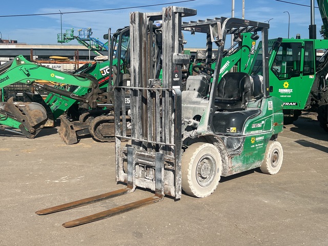 2016 Mitsubishi FG25N 4500 lb Pneumatic Tire Forklift