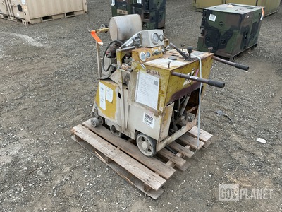 1983 Wedge WCS30 Abrasive Disk Saw