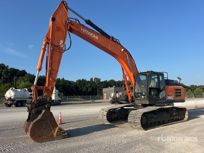 Hitachi ZX300LC-6N حفارة بجنزير