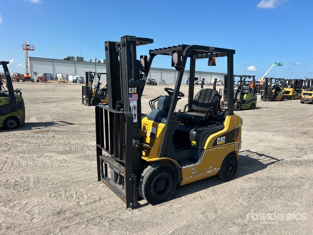 2018 Cat GP18N 3000 lb Pneumatic Tire Forklift
