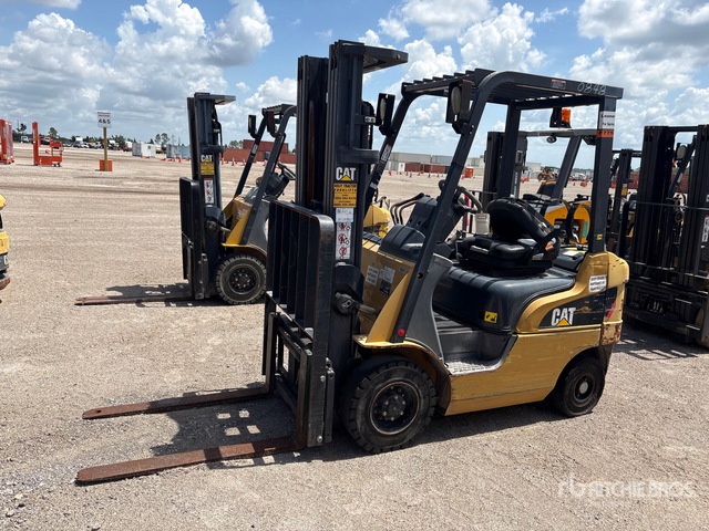 2018 Cat GP18N 3500 lbs Pneumatic Tire Forklift