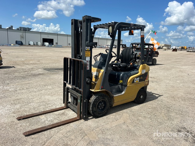 2018 Cat GP18N 3000 lb Pneumatic Tire Forklift