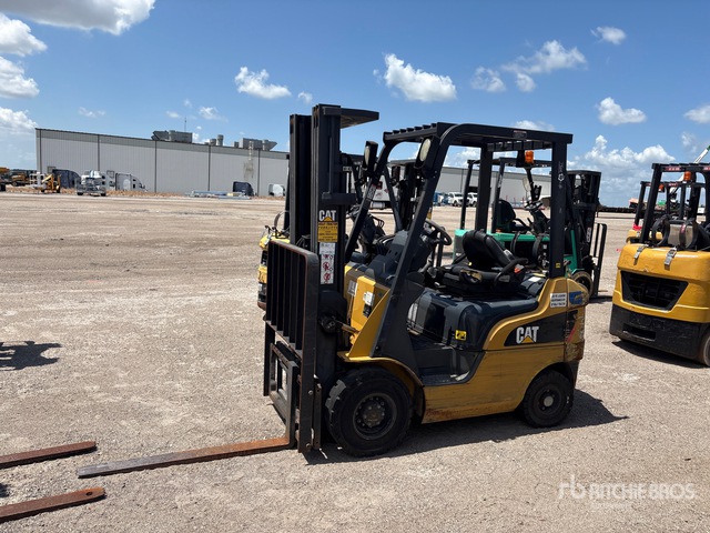 2018 Cat GP18N 3500 lbs Pneumatic Tire Forklift