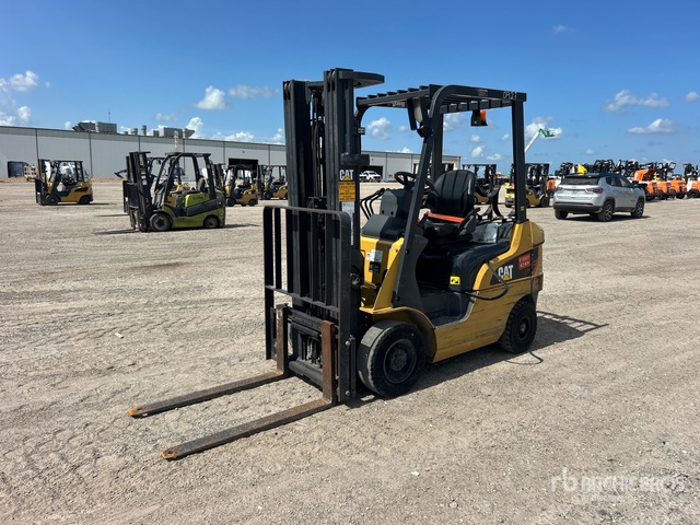 2018 Cat GP18N 3000 lb Pneumatic Tire Forklift