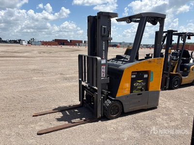 2019 Jungheinrich ETG 318 4000 lbs. Montacargas Eléctrico