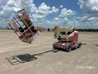2005 JLG E400AJE Electric Nacelle Articulée