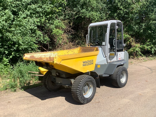 2010 Wacker Neuson 3001 4x4 Swivel Dumper