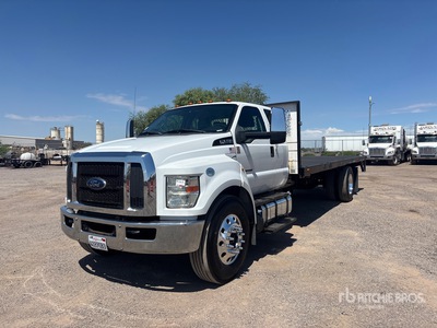 2016 Ford F-650 4x2 Extended Cab Camión Caja Abierta