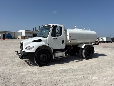 2021 Freightliner M2 106 2000 gal 4x2 Water Truck