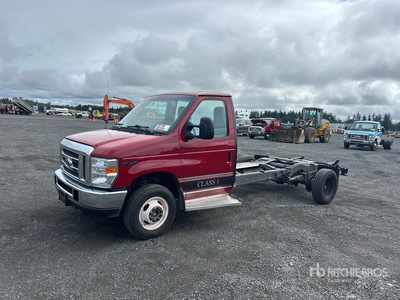 2018 Ford E-450 4x2 Cab and Chassis