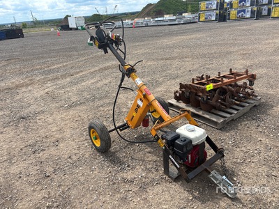 Compac Hydraulic Tow Behind Post Hole Auger Attrezzatura varia per cura del verde