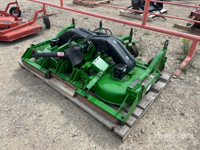 2003 John Deere V-Flex 7-Iron 72 in Mower Deck